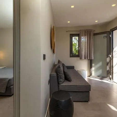 Dimitra - Saint Nikolas Retreat Willa Faraklata